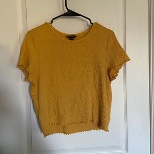 Comfiest yellow shirt!!